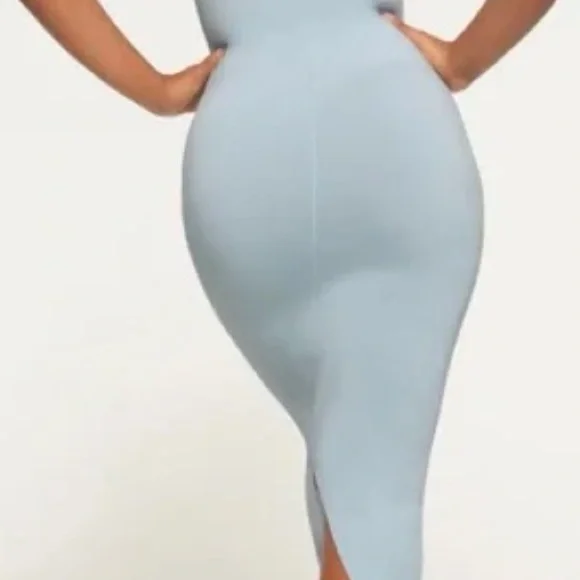 SKIMS New Vintage T-Shirt Maxi Dress Size L in Denim NWT - Picture 3 of 4